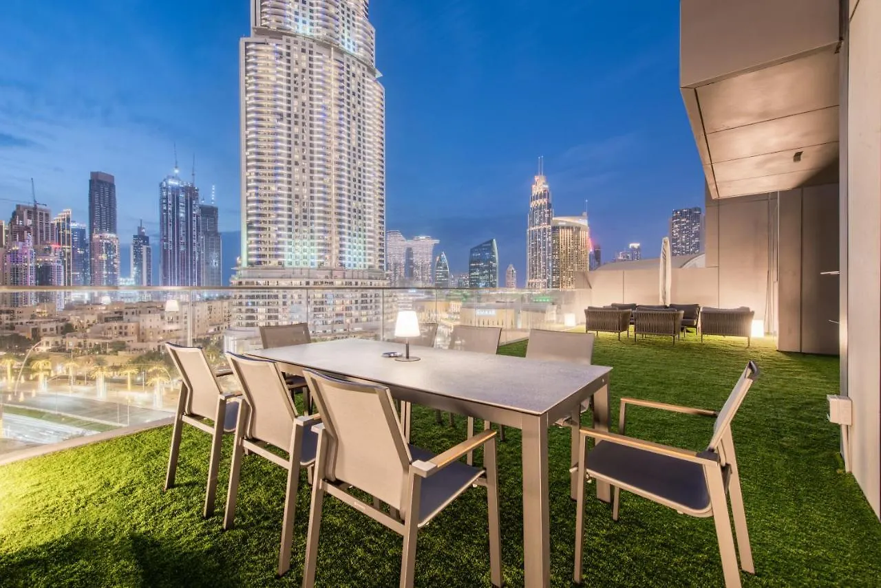 Luxurious 3 Bedroom Apartment In Boulevard Point, Connected To Dubai Mall