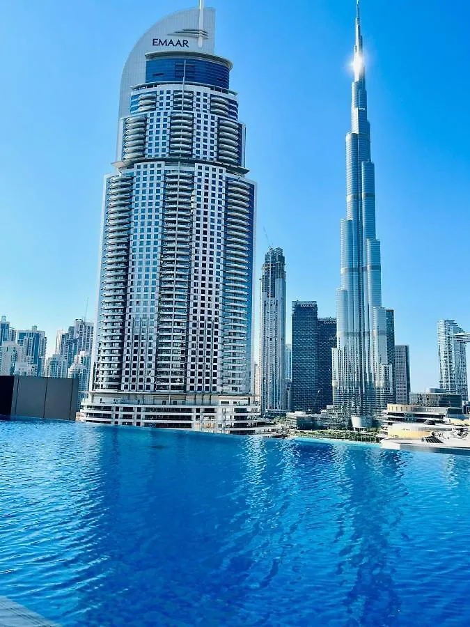 Luxurious 3 Bedroom Apartment In Boulevard Point, Connected To Dubai Mall